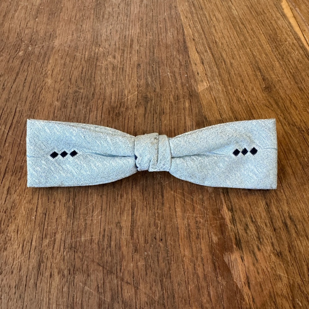 Vintage Beau Brummell Snap‎ On Bow Tie Powder Blue Diamond Pattern